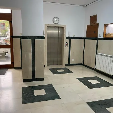 Old Ultra Apartment-4br-parliament Διαμέρισμα
