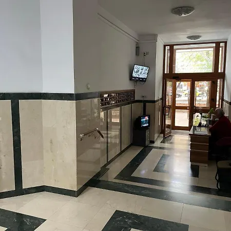 Old Ultra Apartment-4br-parliament * Βουκουρέστι