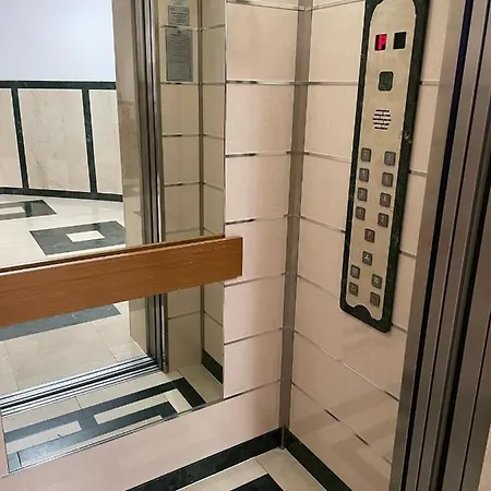 Old Ultra Apartment-4br-parliament *