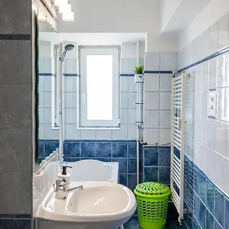 Old Ultra Apartment-4br-parliament * Bucharest