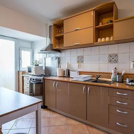 Old Ultra Apartment-4br-parliament Bucharest