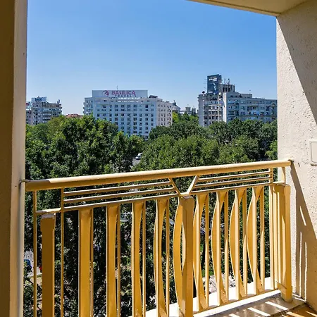 Old Ultra Apartment-4br-parliament