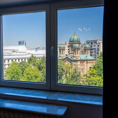 Apartment Old Ultra Apartment-4br-parliament