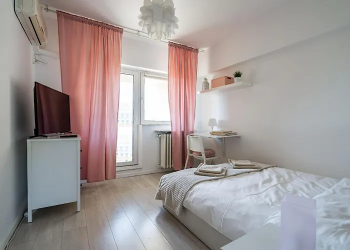 Old Ultra Apartment-4br-parliament Apartament Bukareszt