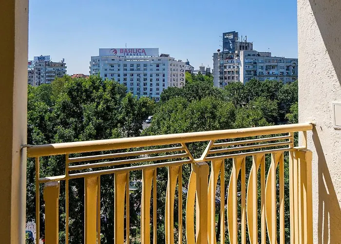 Old Ultra Apartment-4br-parliament