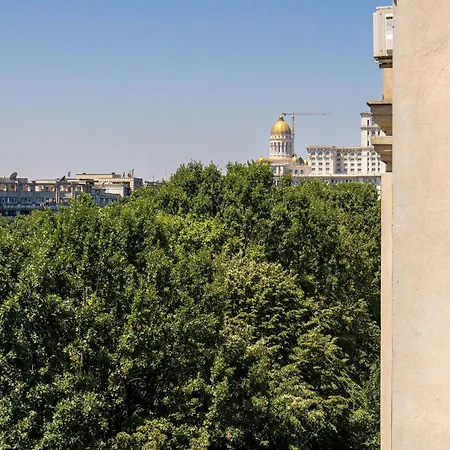 Апартаменти Old Ultra Apartment-4br-parliament Бухарест